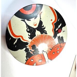 30s Vintage T. Cohn Round Halloween Ratchet Noise Maker Witch Cats Bats